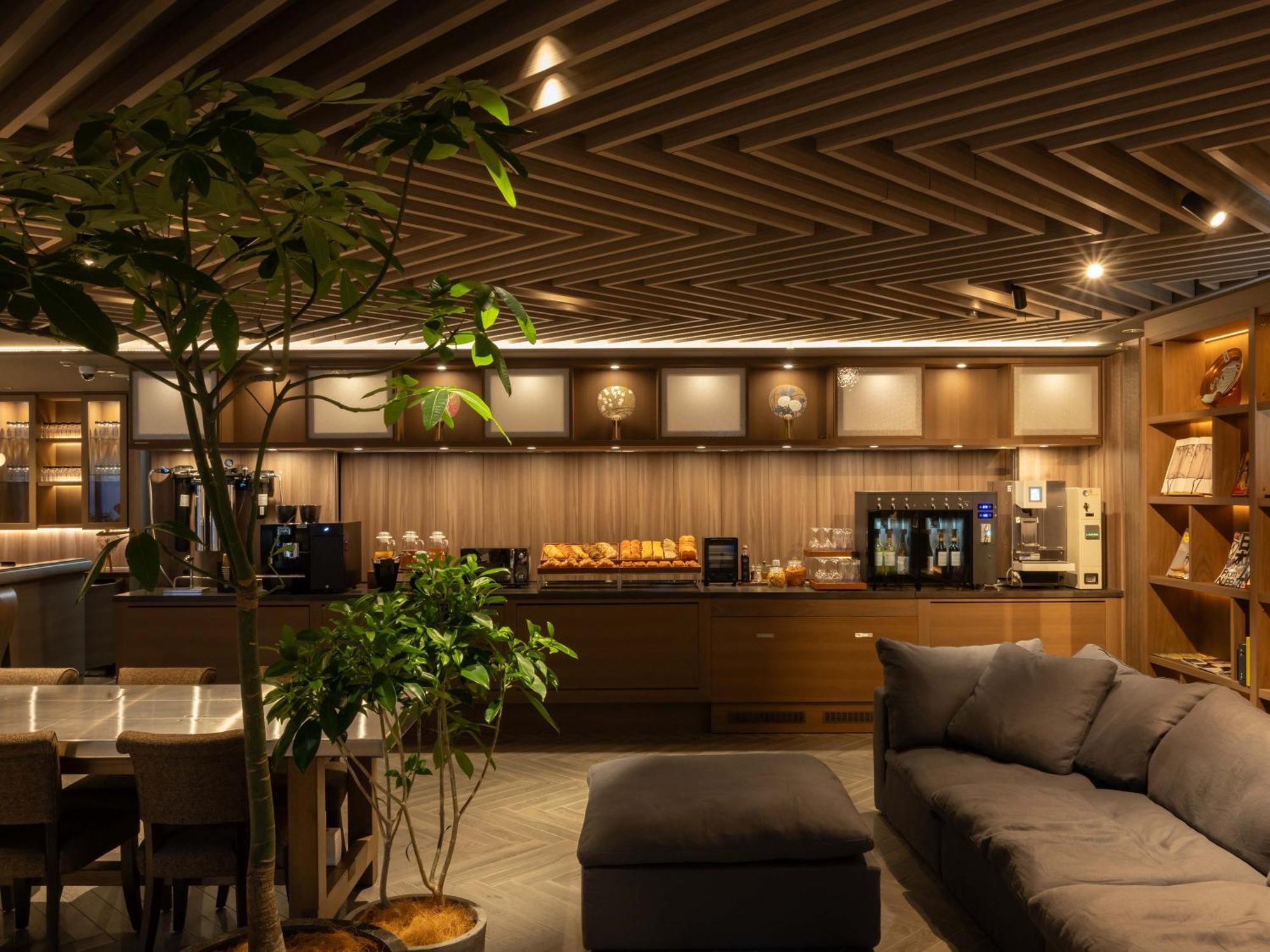 Insomnia Kyoto Oike Hotel Exterior photo